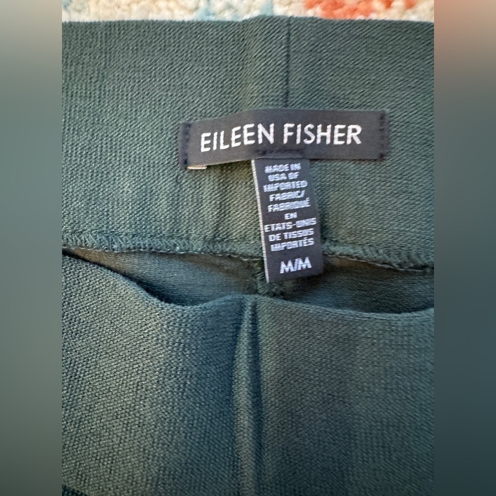 Eileen Fisher Stretch Crepe Ankle Pants
Size Medium - Picture 5 of 6